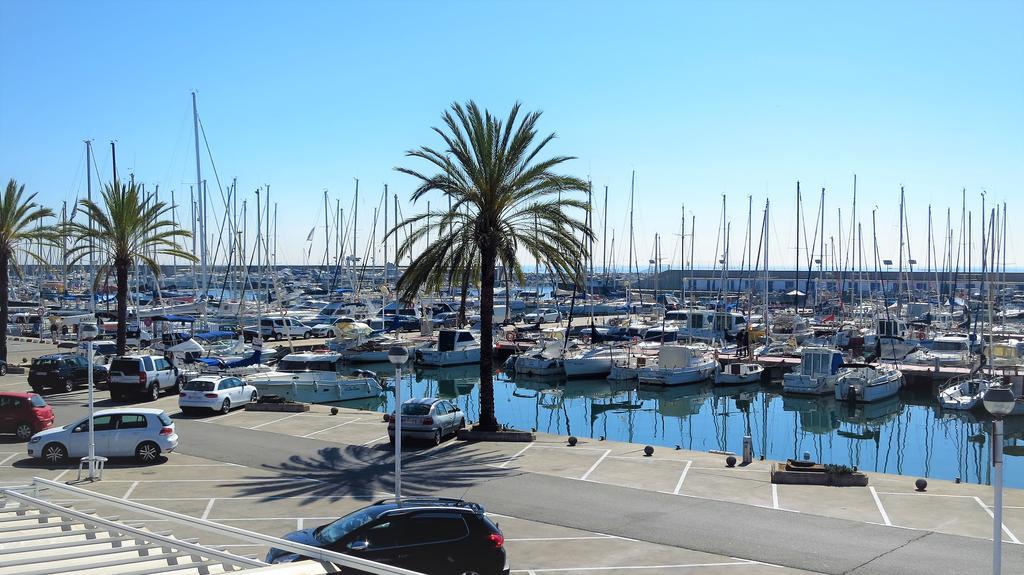 Marina Port & Beach-Apartment Masnou Εξωτερικό φωτογραφία